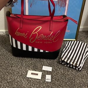 Henri Bendel ABOUT TOWN TOTE New Collection cruise sophistication quiet luxury